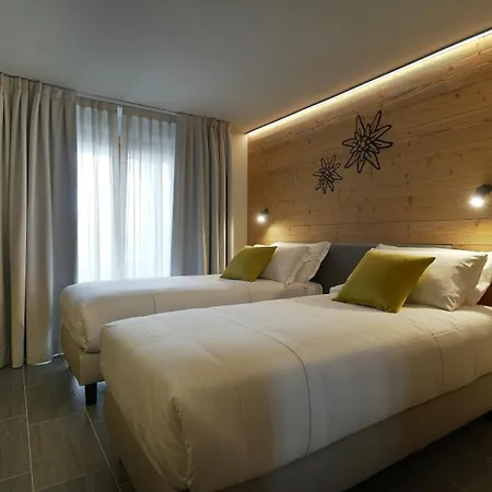 Отель Perruquet 3 Stelle Superior 3*