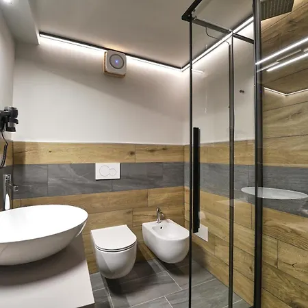 Perruquet 3 Stelle Superior Отель 3*