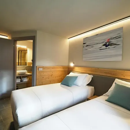 Отель Perruquet 3 Stelle Superior 3*