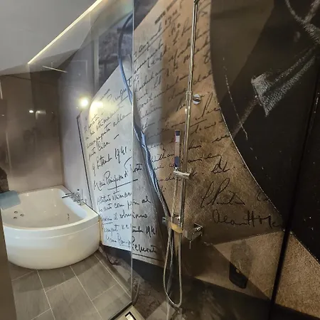 Perruquet 3 Stelle Superior