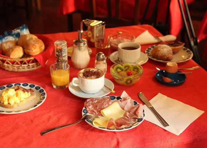 Perruquet 3 Stelle Superior Отель